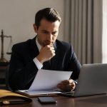 Éviter le regret : réussir sa décision irrévocable